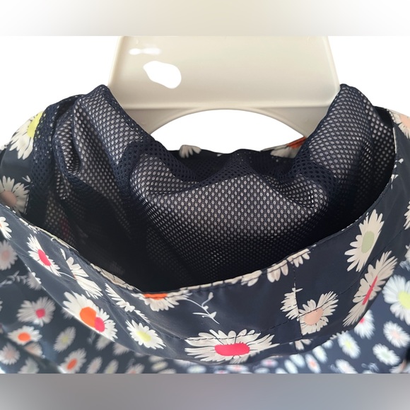 The North Face Girls' Waterproof Hooded Rain Jacket, Blue/Flowers, Large (14/16) - Picture 8 of 12